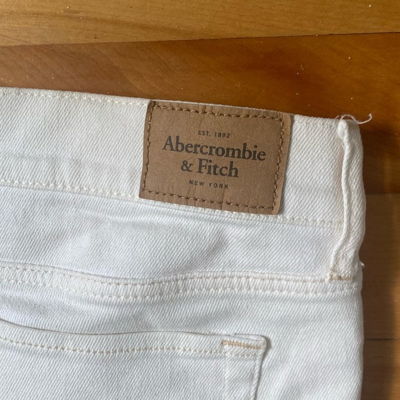 Vintage Abercrombie &Fitch white jeans short - Picture 3 of 6